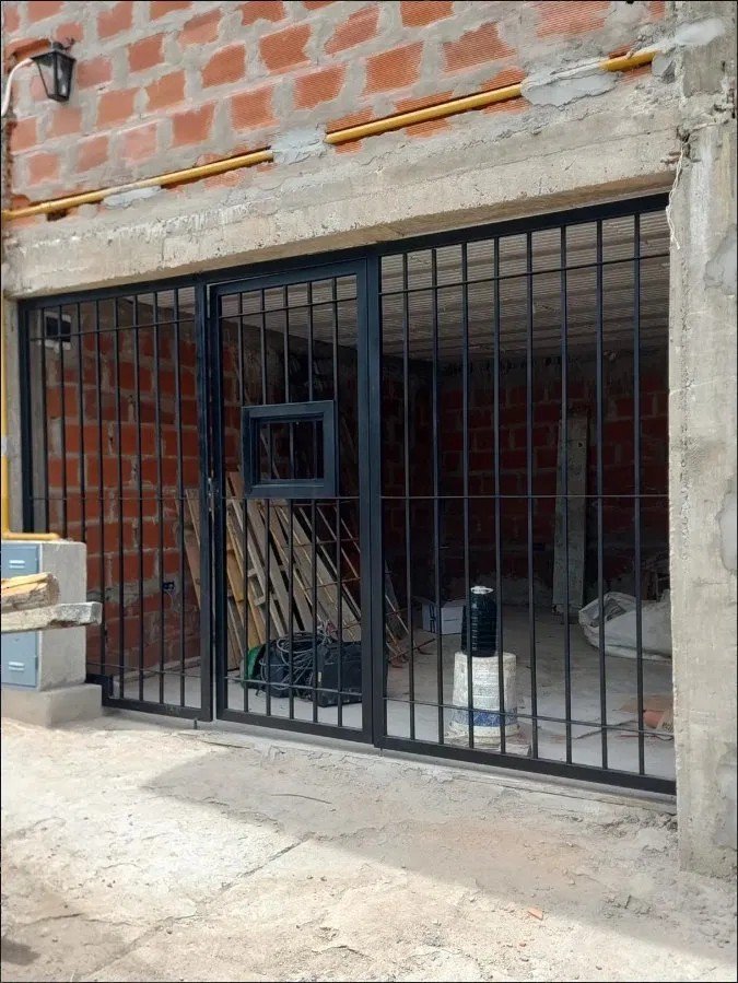 Reja para local comercial
